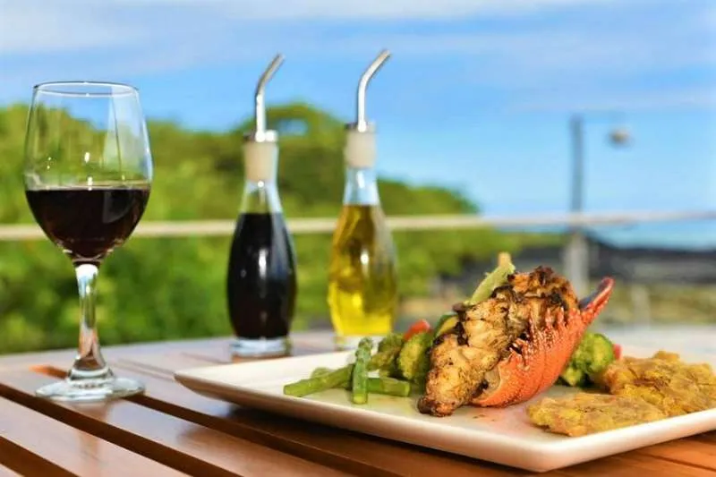 Langosta de galapagos platos tipicos